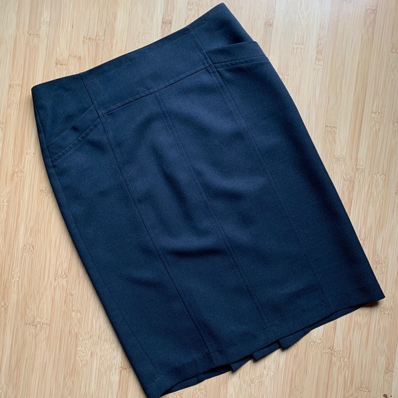 ❤️Ruffled bottom black skirt w/pockets - XS - Picture 1 of 5